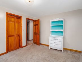 30 Center St, Ashburnham MA 01430