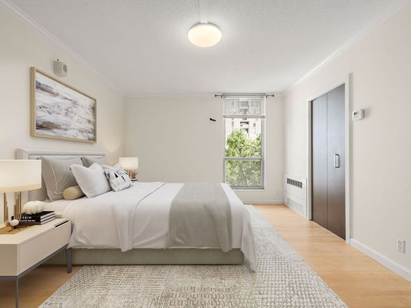 99 Pond Avenue D 608, Brookline MA 02445