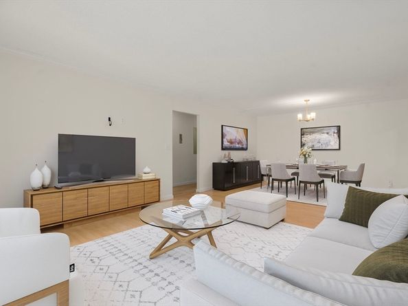 99 Pond Avenue D 608, Brookline MA 02445
