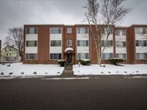 77 Colonel Bell Dr 4, Brockton MA 02301