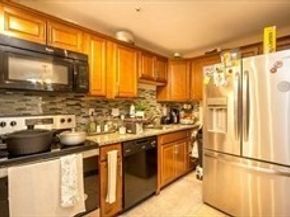 77 Colonel Bell Dr 4, Brockton MA 02301