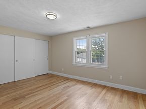 134 Russet Ln 134, Boxborough MA 01719