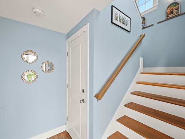34 Knowlton 2, Somerville MA 02145