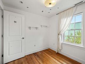 34 Knowlton 2, Somerville MA 02145