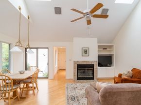 12 Cutting Cross Way 12, Wayland MA 01778