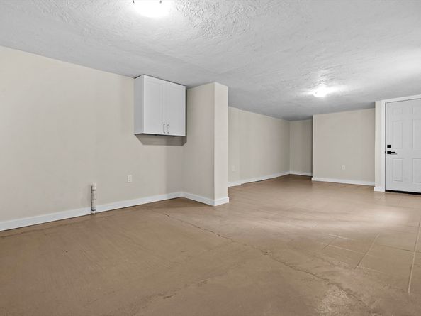 72-74 Chelsea St 3, Boston MA 02128