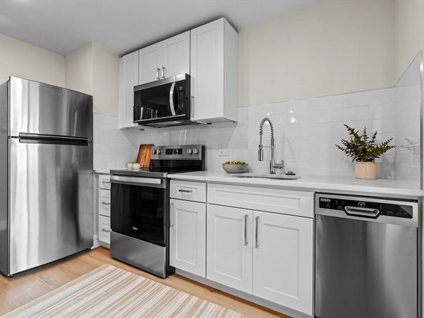 72-74 Chelsea St 3, Boston MA 02128
