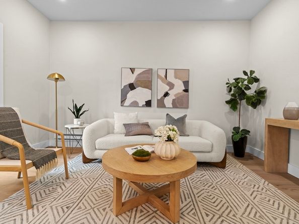 72-74 Chelsea St 3, Boston MA 02128