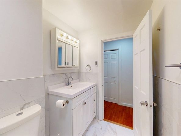 72-74 Chelsea St 9, Boston MA 02128