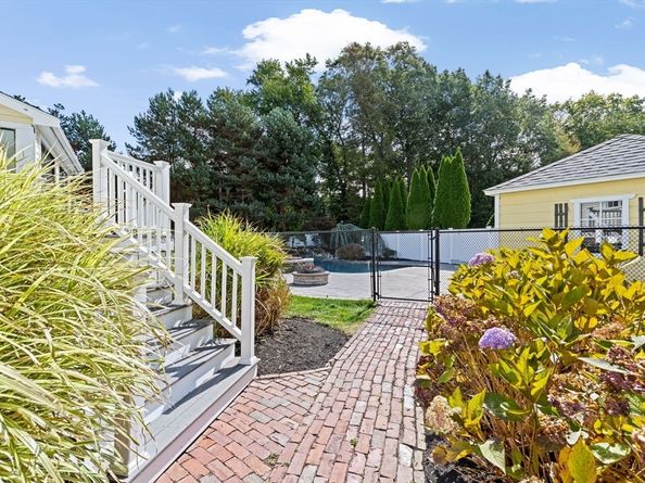 2 Windward Lane, Scituate MA 02066