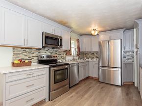 38 Mcdevitt Rd, Randolph MA 02368