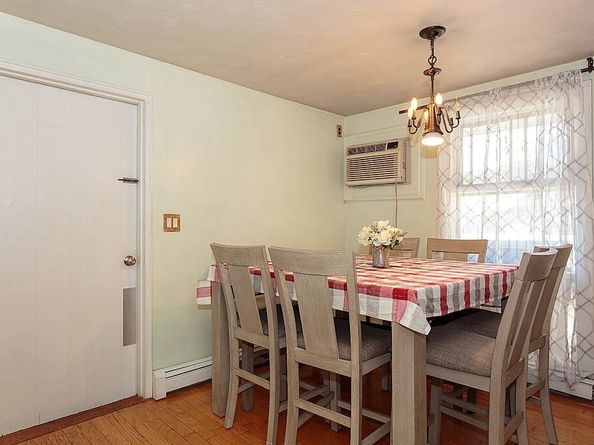 38 Mcdevitt Rd, Randolph MA 02368