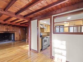 6 Longbow Rd, Lynnfield MA 01940