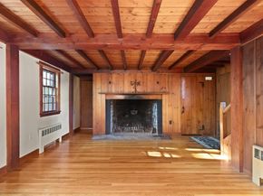 6 Longbow Rd, Lynnfield MA 01940
