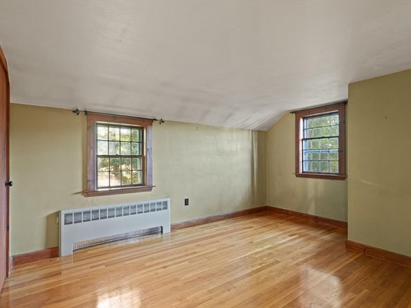 6 Longbow Rd, Lynnfield MA 01940