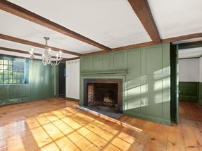 6 Longbow Rd, Lynnfield MA 01940