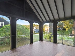 6 Longbow Rd, Lynnfield MA 01940