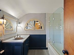 6 Longbow Rd, Lynnfield MA 01940
