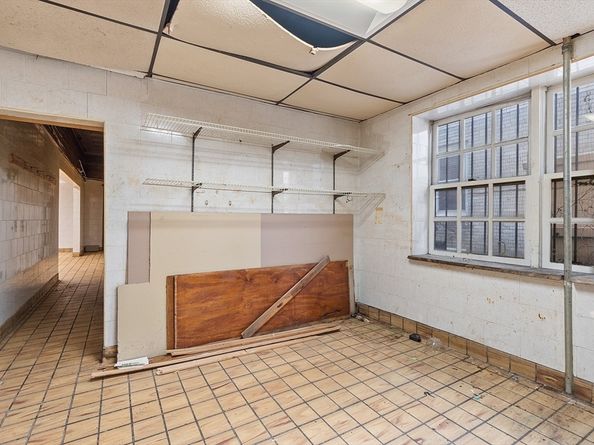 258-270 K Street, Boston MA 02127