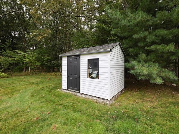 140 Burgess, Westwood MA 02090