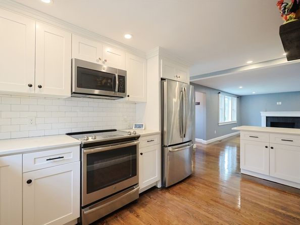 140 Burgess, Westwood MA 02090