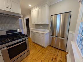 2 Court St 4, Newburyport MA 01950