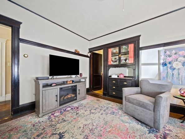 16 Hamilton Rd, Somerville MA 02144