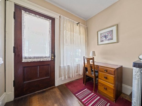 16 Hamilton Rd, Somerville MA 02144
