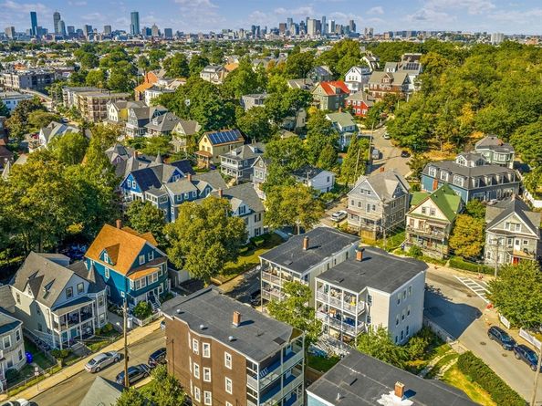 175 Savin Hill Ave 3, Boston MA 02125