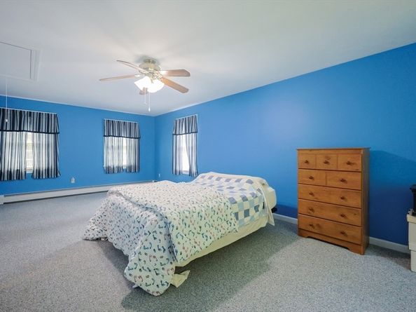 366 Southbridge Rd, Warren MA 01083