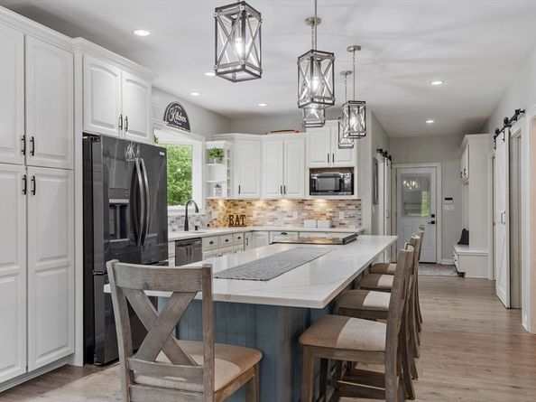 28 Sandy Ridge Road, Sterling MA 01564