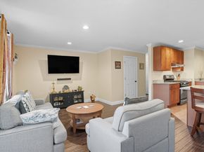 12 Birchbrush Ln 12, Worcester MA 01606