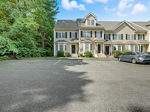 12 Birchbrush Ln 12, Worcester MA 01606