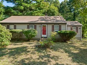 166 Carver Rd, Plymouth MA 02360