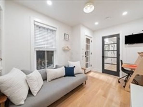 54 E Springfield St 1, Boston MA 02118