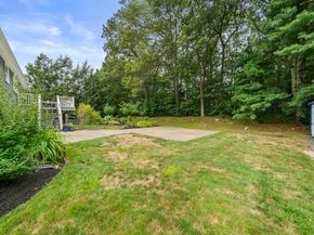 111 Zabrosky Ave, Stoughton MA 02072