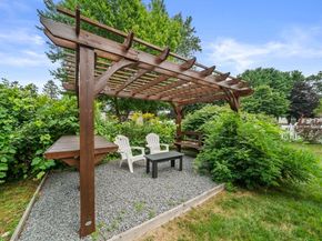 111 Zabrosky Ave, Stoughton MA 02072
