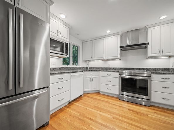 19 Magnolia Avenue, Lancaster MA 01523