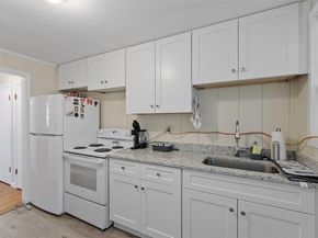 29 Scenic Dr, Worcester MA 01602
