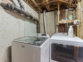 29 Scenic Dr, Worcester MA 01602