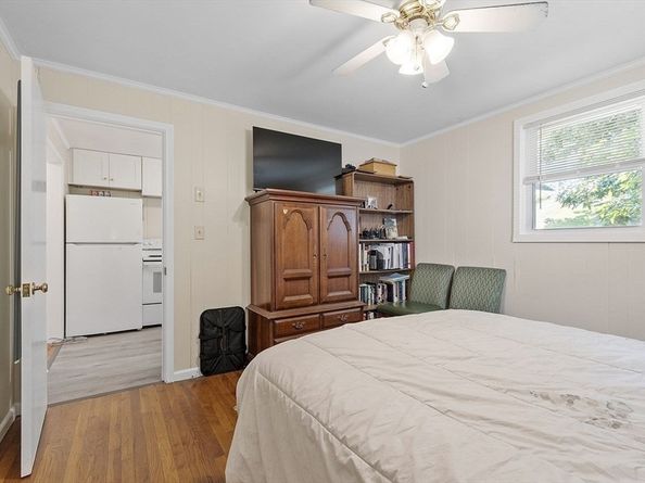 29 Scenic Dr, Worcester MA 01602