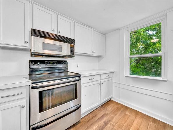 1687-1689 Main Street, Concord MA 01742