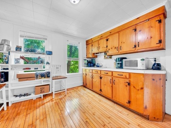 1687-1689 Main Street, Concord MA 01742