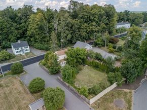 1687-1689 Main Street, Concord MA 01742