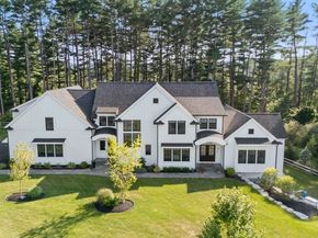 12 Ariana Ln, Norfolk MA 02056