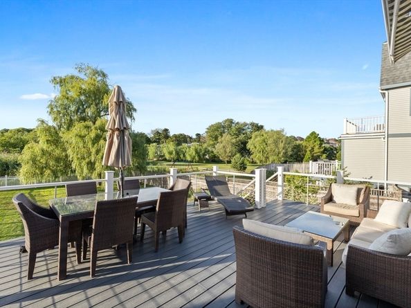 60 Willow Road, Nahant MA 01908