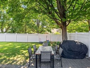 24 Minot St, Reading MA 01867