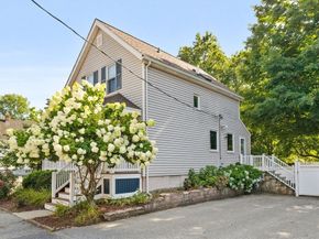 24 Minot St, Reading MA 01867