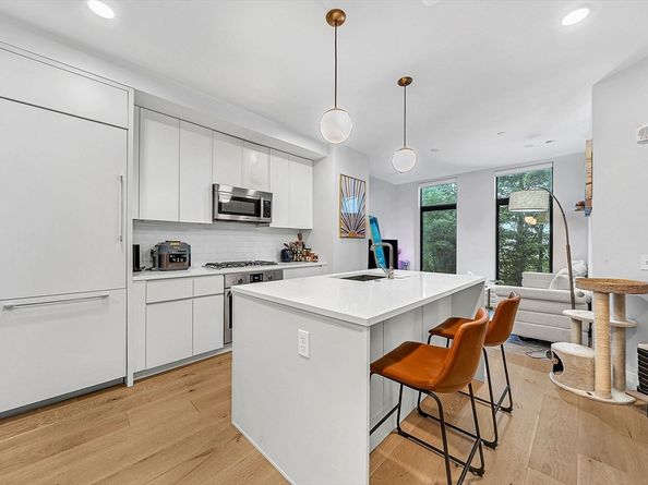 191 Washington St 421, Boston MA 02135