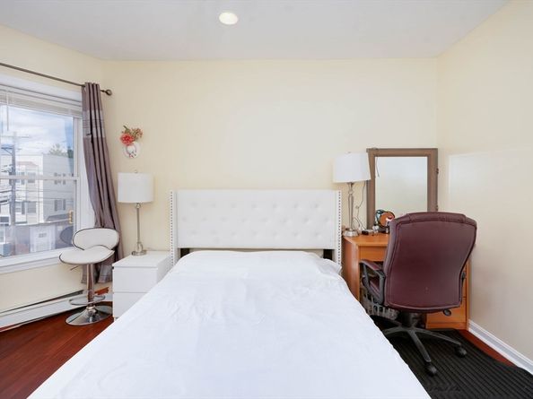 82 Medford St 2, Malden MA 02148
